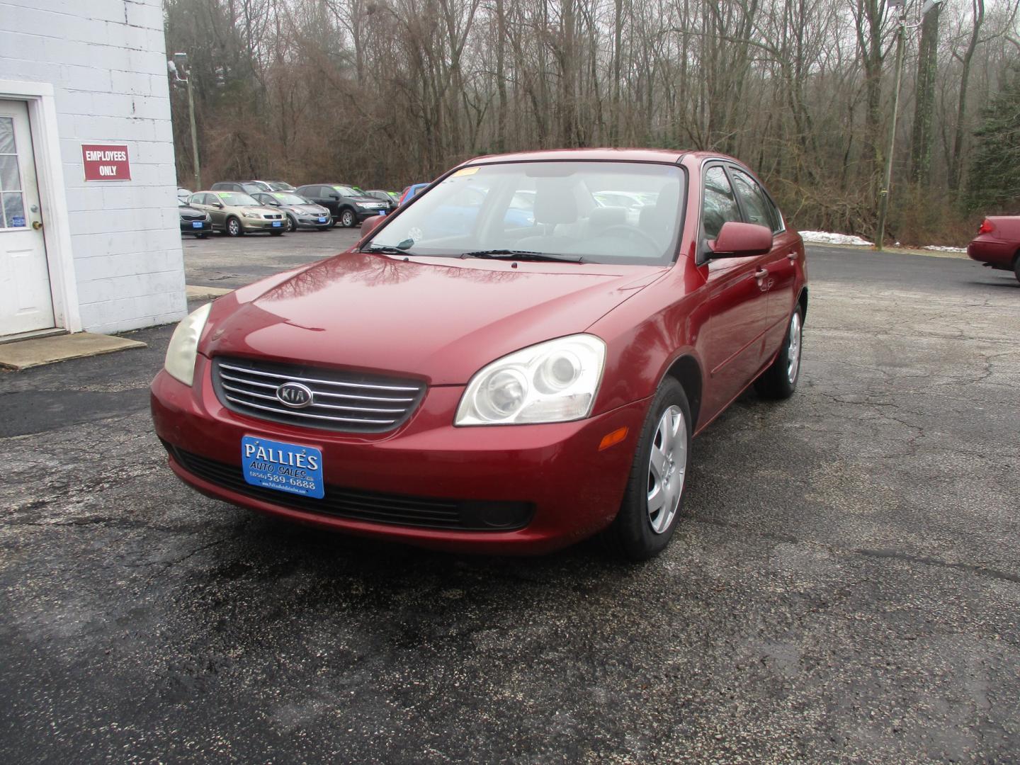 2006 RED Kia Optima EX (KNAGE123665) with an 2.4L L4 DOHC 16V engine, 4-Speed Automatic Overdrive transmission, located at 540a Delsea Drive, Sewell, NJ, 08080, (856) 589-6888, 39.752560, -75.111206 - Photo#0